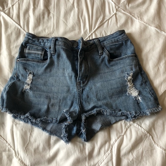 Distressed Jean Shorts - Picture 1 of 2